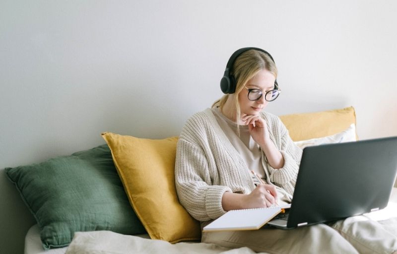 9 podcasts to inspire and motivate you - Life Coach Directory