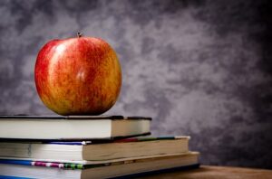 Jamie Oliver calls for better food education in schools