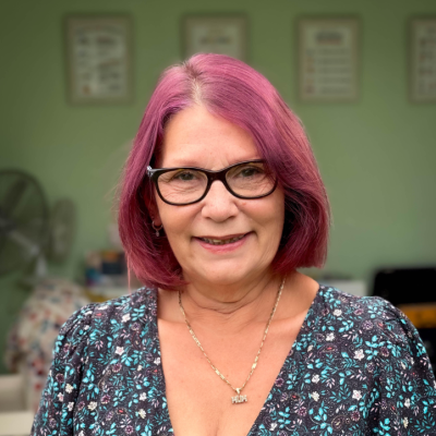 Carol Lawrence