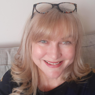 Clare Llewellyn