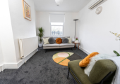 My clinic room is a few minutes walk from Walthamstow Central station