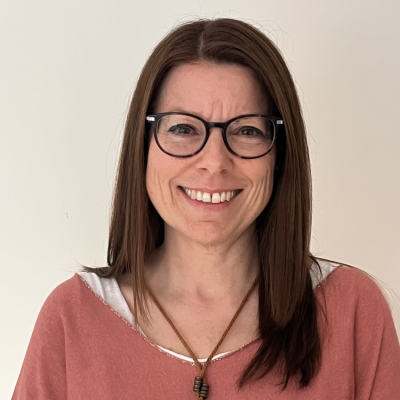 Dr Helena Jones