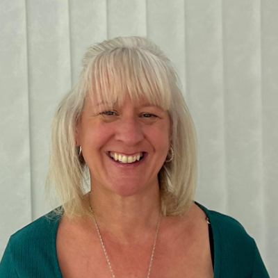 Clare Eaves