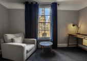 Comfortable and confidential therapy rooms at 8AKP