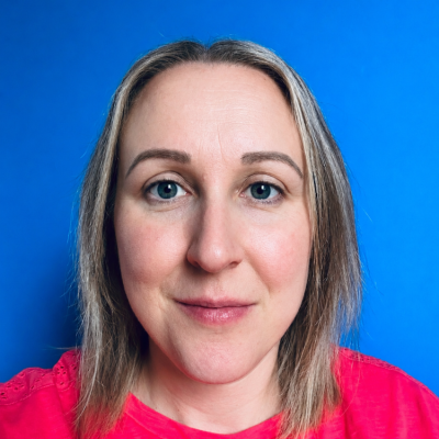 Dr Jacqueline Haworth