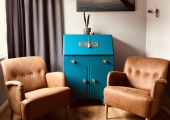 The therapy room.