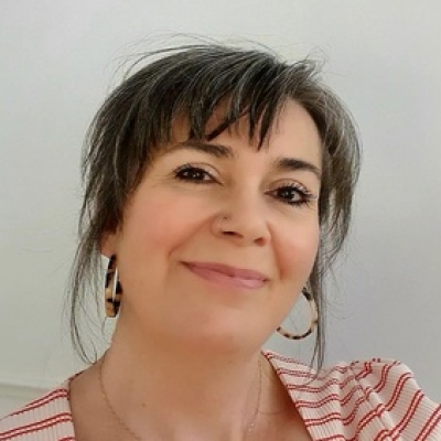 Joanne Stone