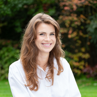 Justyna OConnell