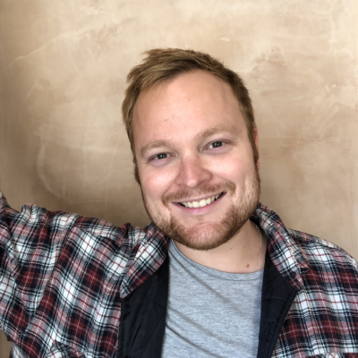 Dr Tom Davies