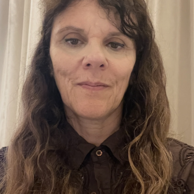 Alison Raphael