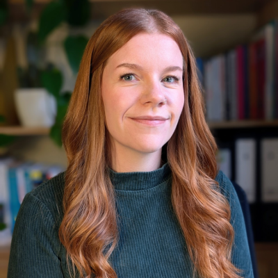 Dr Meg Macmillan