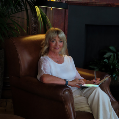 Dr Marie Meechan
