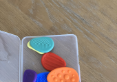 Some fidget and grounding toys I have available.