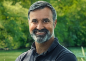 Dr Dan White