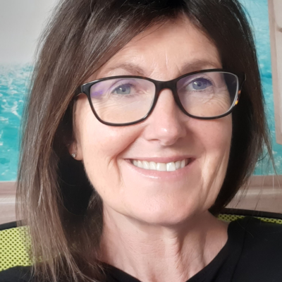 Zanneta Neale