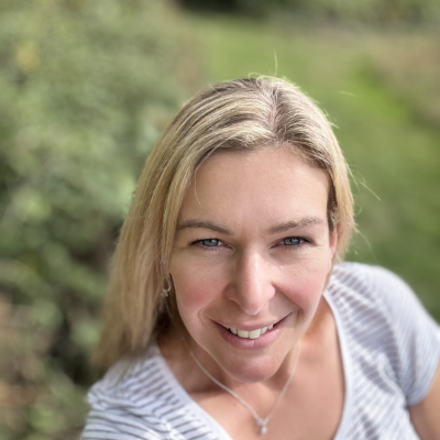 Dr Kerry Tate