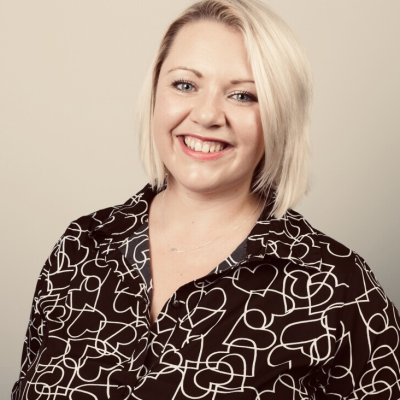 Dr Charlotte Smith