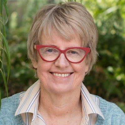 Carolyn Davies