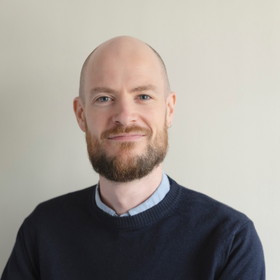 Dr Iain O'Leary