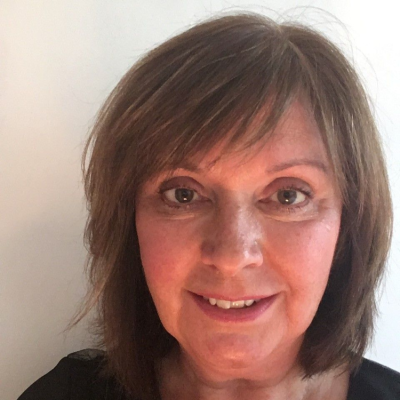 Lynn Hunter