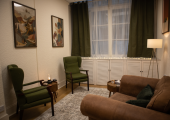 This is an image of Dr Amanda Nyman's therapy office.