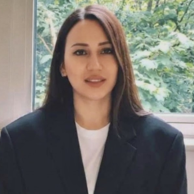 Esra Kuscu
