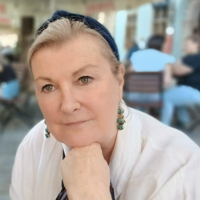 Bernadette MacBean