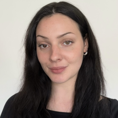Naomi Singer