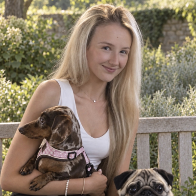 Molly Magnall