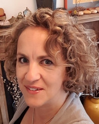 Helene Baker MNCS Acc MBACP Helene Baker MNCS Acc MBACP
