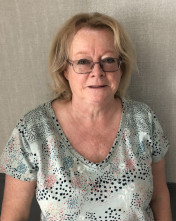 Jackie Simmons P.G. Dip MBACP (Accredited) Jackie Simmons P.G. Dip MBACP (Accredited)