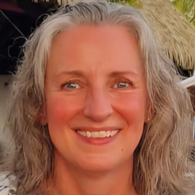 Tina Leniuk-Wright