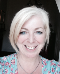 Veronica Macdiarmid BABCP/EMDR ACCREDITED PSYCHOTHERAPIST Veronica Macdiarmid BABCP/EMDR ACCREDITED PSYCHOTHERAPIST