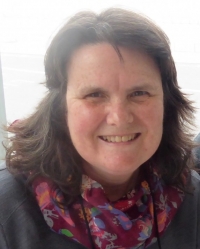 Hilary McNair BA (Hons) Couns MBACP(Accred) Dip Couns B.Ed (Hons) Hilary McNair BA (Hons) Couns MBACP(Accred) Dip Couns B.Ed (Hons)