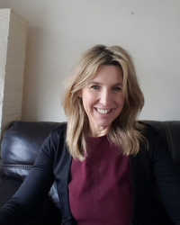 Sue Allen PG Dip.Couns., BA(Hons), DipSW., MBACP (Accred) Sue Allen PG Dip.Couns., BA(Hons), DipSW., MBACP (Accred)