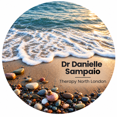 Dr Danielle Sampaio