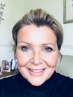 Ruth Benstead Counsellor Psychotherapist Dip.Couns (Reg) MBACP Ruth Benstead Counsellor Psychotherapist Dip.Couns (Reg) MBACP
