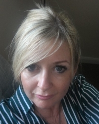 Lorraine Bygrave Accredited Counsellor, CBT & Accredited EMDR Practitioner Lorraine Bygrave Accredited Counsellor, CBT & Accredited EMDR Practitioner