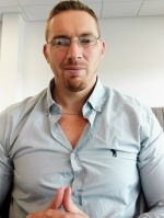 Jason Hanson MA Psychoanalytic Studies, Dip Relationship Therapy, MNCS Accred Jason Hanson MA Psychoanalytic Studies, Dip Relationship Therapy, MNCS Accred