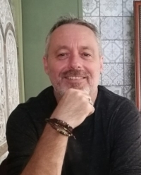 Mark Thresh (reg)MBACP Humanistic Counsellor Mark Thresh (reg)MBACP Humanistic Counsellor