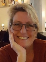 Dian Harvey BA(Honours) MBACP Dian Harvey BA(Honours) MBACP