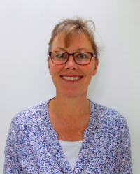 Claire Tabor Counsellor/Psychotherapist to Children, Young People and Adults Claire Tabor Counsellor/Psychotherapist to Children, Young People and Adults