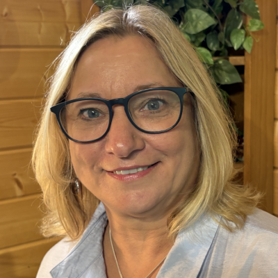 Tracy Elsdon