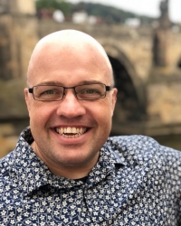 Lee Martin MBACP(Accred),MA Psychotherapy,BA(Hons),PGDIP Supervision, EMDR Lee Martin MBACP(Accred),MA Psychotherapy,BA(Hons),PGDIP Supervision, EMDR