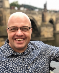 Lee Martin MBACP(Accred),MA Psychotherapy,BA(Hons) Counselling,PGDIP Supervision Lee Martin MBACP(Accred),MA Psychotherapy,BA(Hons) Counselling,PGDIP Supervision