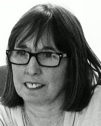 Dianne Cockburn BA (Hons) MBACP (Accred) MNCS (Snr Accred Dianne Cockburn BA (Hons) MBACP (Accred) MNCS (Snr Accred