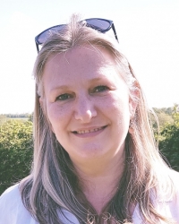 Jo Gibson - Registered MBACP- A Client Centred, Relational Approach Jo Gibson - Registered MBACP- A Client Centred, Relational Approach