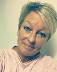 Phillipa Whitehead BA (Hons) - Reg.MBACP Qualified Counsellor & Supervisor Phillipa Whitehead BA (Hons) - Reg.MBACP Qualified Counsellor & Supervisor