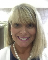 Roslin Macdonald, PMCOSCA, Dip & Clinical Supervisor Roslin Macdonald, PMCOSCA, Dip & Clinical Supervisor