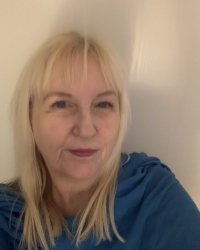 Anna Minihane CBT Therapist (BABCP accr) EMDR Therapist, Psychotherapist Anna Minihane CBT Therapist (BABCP accr) EMDR Therapist, Psychotherapist